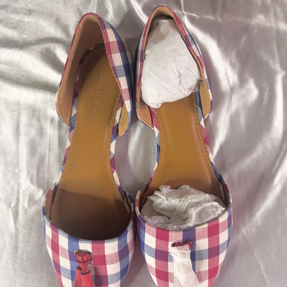 Shoes - Picture 3 of 5